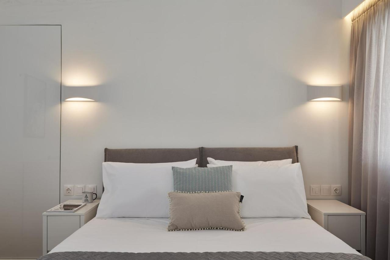 Marvelous N Bright Apt Next To Megaro Mousikis Atenas Exterior foto