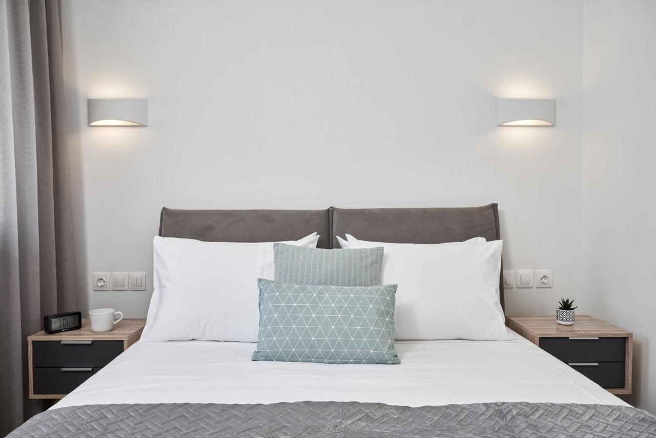 Marvelous N Bright Apt Next To Megaro Mousikis Atenas Exterior foto